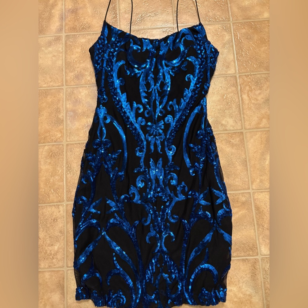 sparkly blue hoco dress